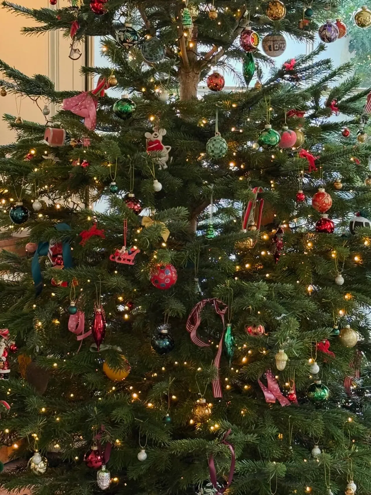 Paul Smith Extends Festive Greetings for a Merry Christmas